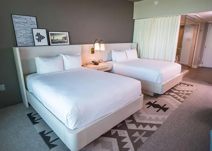 Mountain Shadows Scottsdale Resort 5*