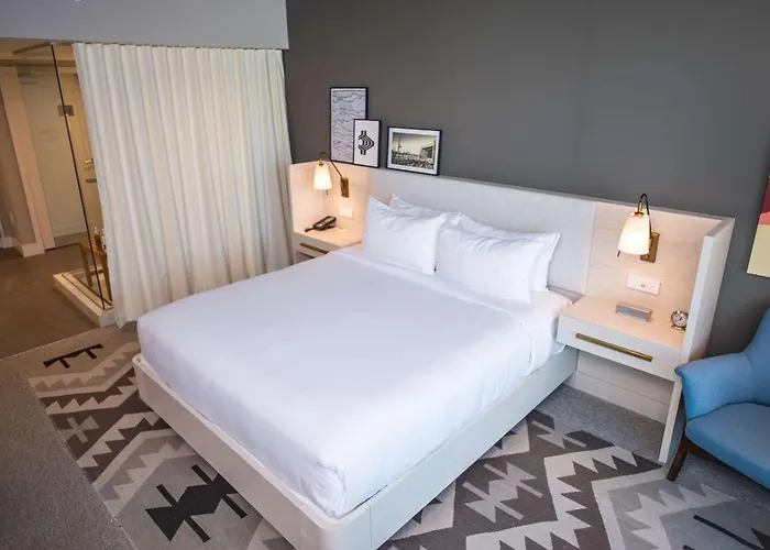 Mountain Shadows Scottsdale Resort 5*