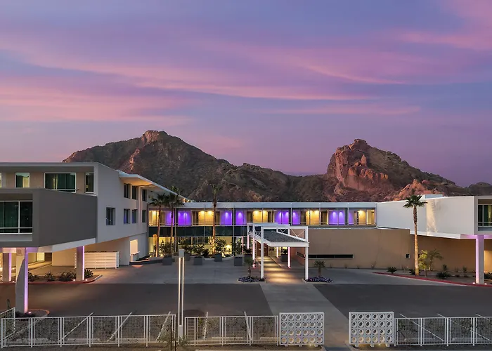 Mountain Shadows Scottsdale 5*