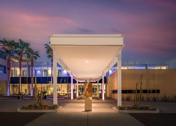 Mountain Shadows Scottsdale Resort 5*